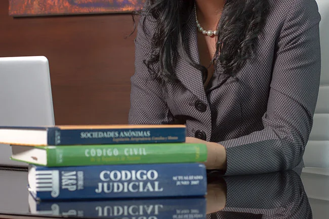 Consulta de códigos y documentación jurídica